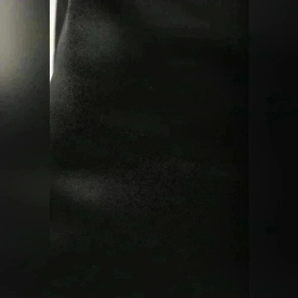 BABATON  ARITZIA Black Shiny Satin Poly Acetate Scuba Evening Tank Top Medium - Picture 6 of 8